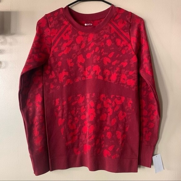 NWT Red Camo Print Long Sleeve Athletic Zella top Size Small - Picture 1 of 9